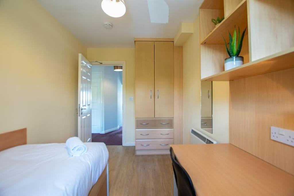 106 - The Townhouse By Shortstays Galway Buitenkant foto