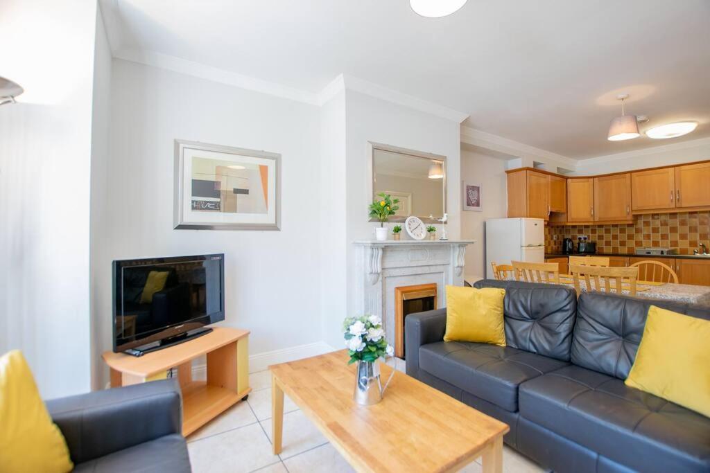 106 - The Townhouse By Shortstays Galway Buitenkant foto