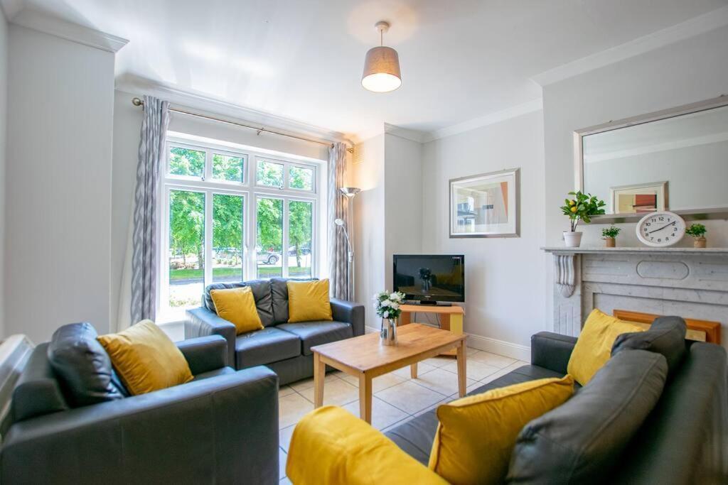 106 - The Townhouse By Shortstays Galway Buitenkant foto