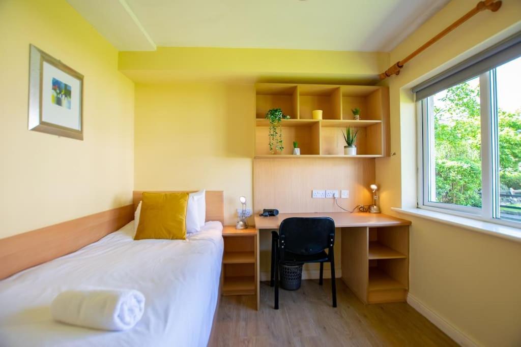 106 - The Townhouse By Shortstays Galway Buitenkant foto